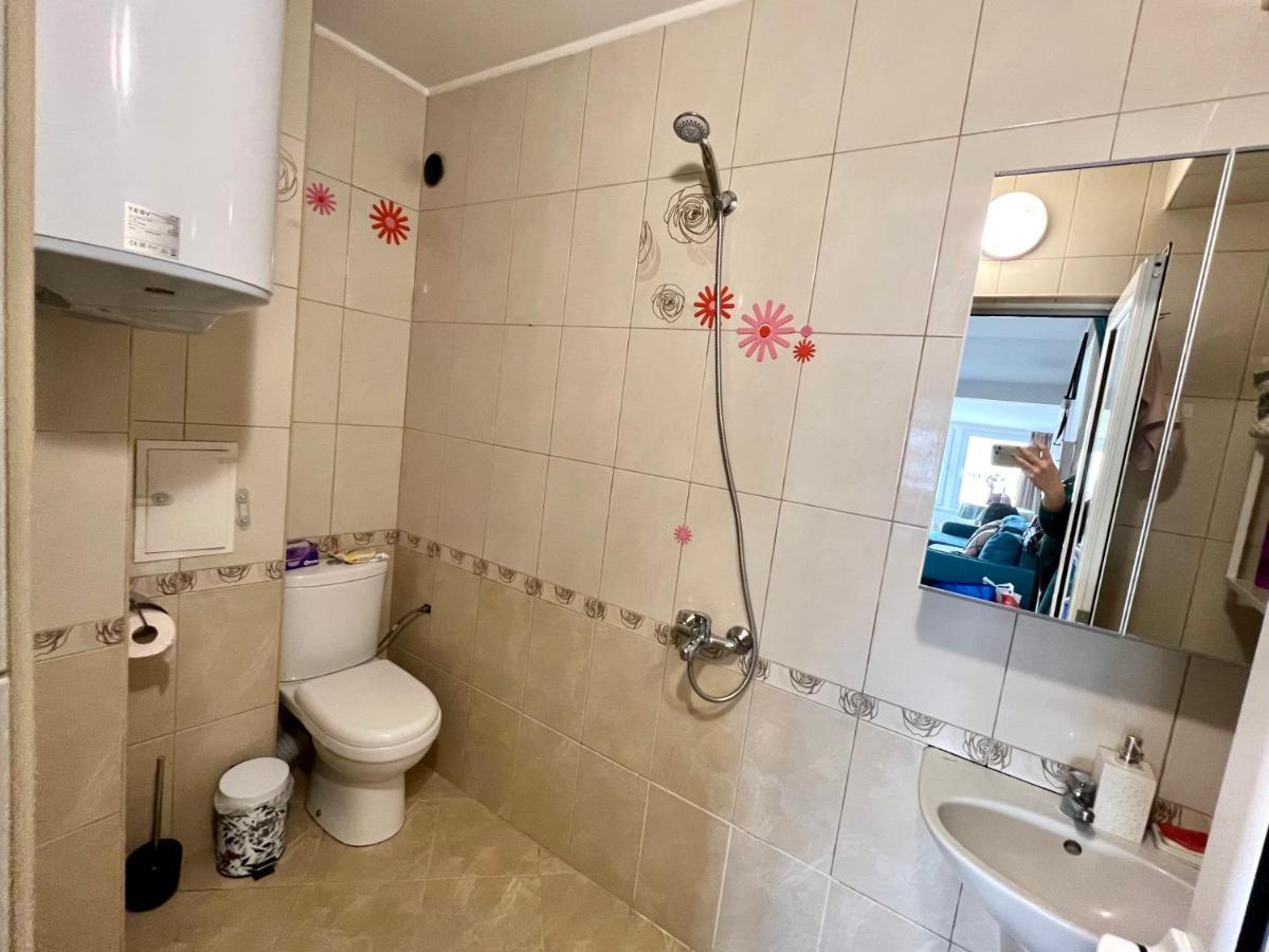 Town Place Apartment Kurdzhali Bagian luar foto